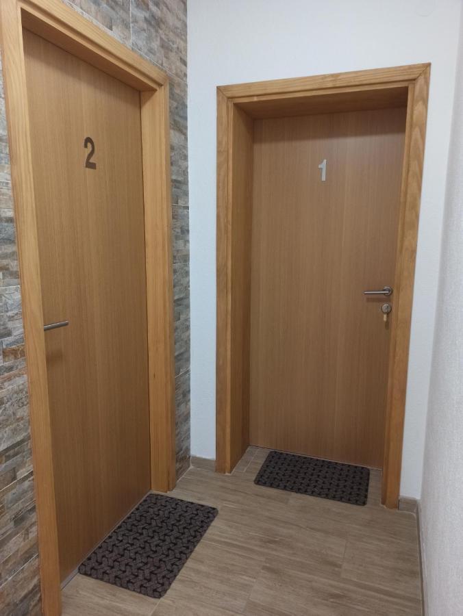 Studio Apartments Una Кореница Екстер'єр фото